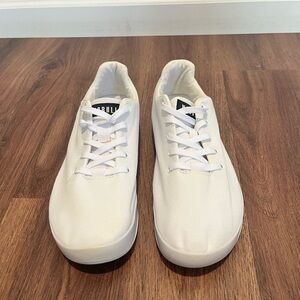 NOBULL White Minimalist Canvas Sneakers